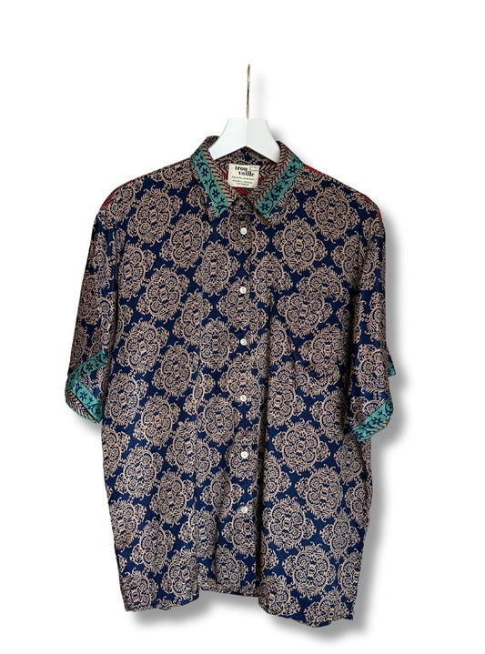 Unisex Shirt Siliguri, SIZE L